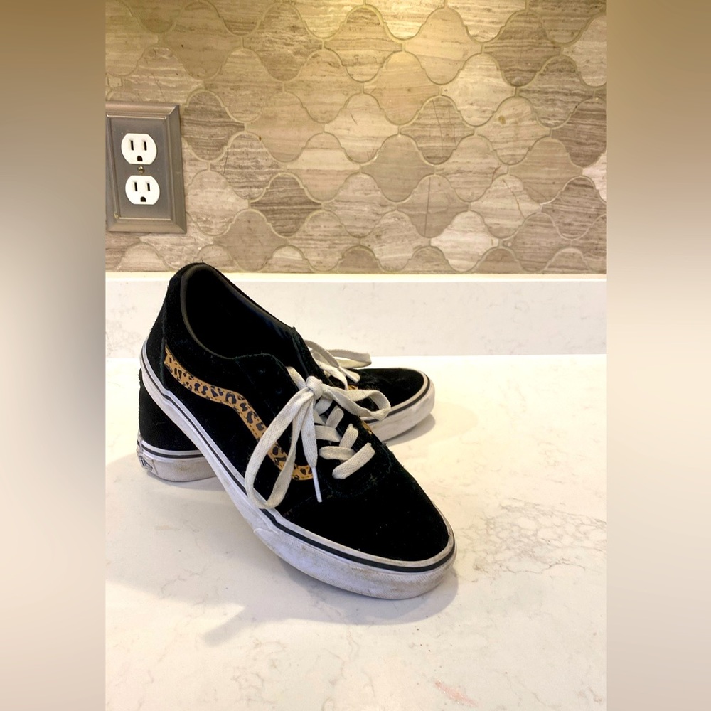 Vans Ward Suede Leopard 🐆Stripe